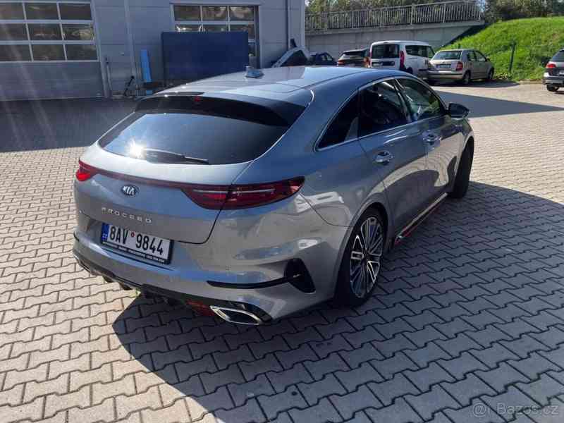 Kia ProCeed 1,6   TGDi - foto 2