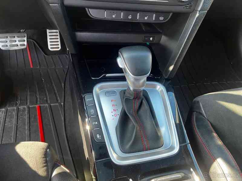 Kia ProCeed 1,6   TGDi - foto 12