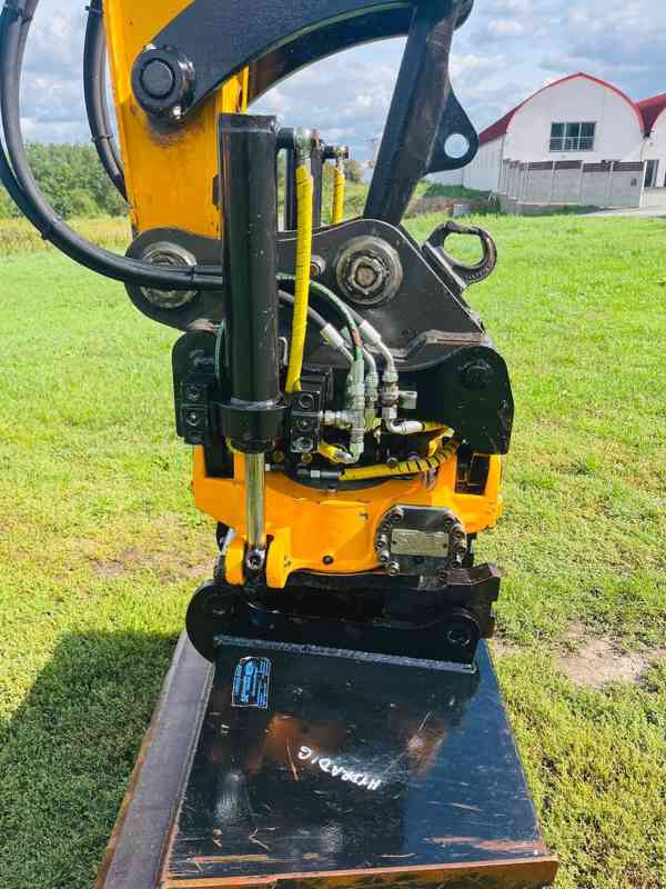 Kolové rypadlo JCB 110W Hydradig (Možnost leasingu) - foto 8