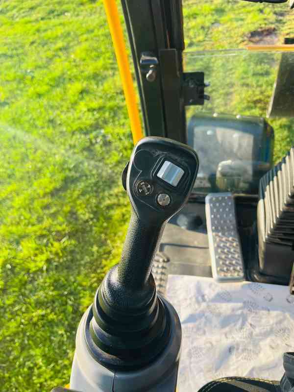 Kolové rypadlo JCB 110W Hydradig (Možnost leasingu) - foto 10