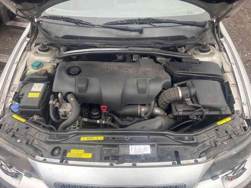 Volvo V70 2,4D 120KW D5244T prodám náhradní díly - foto 6