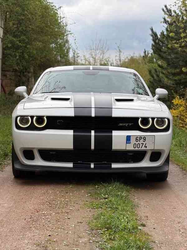 Dodge Challenger 3,6   L V6 - foto 1