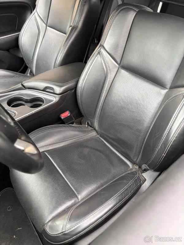 Dodge Challenger 3,6   L V6 - foto 14