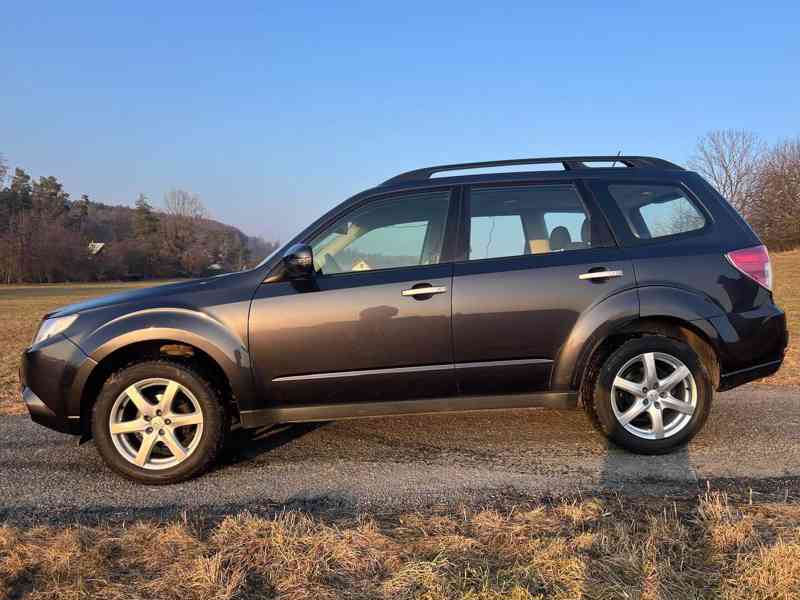 Subaru Forester 2.0 (2012) 49 tis. km, benzín, STK 9/2026 - foto 7