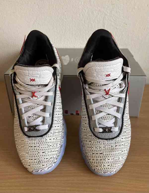 Nike Lebron 20 "The Debut". EUR 41, US 7, UK 8 - foto 2