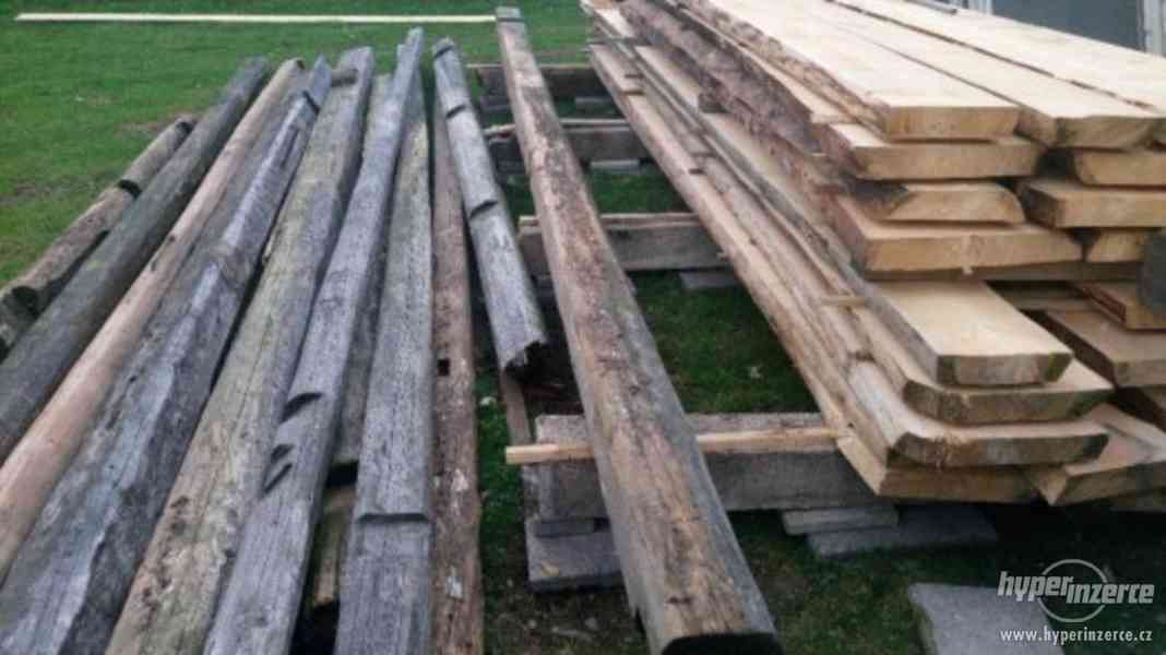 nová prkna, stavební řezivo, staré trámy, palivové dřevo - foto 1
