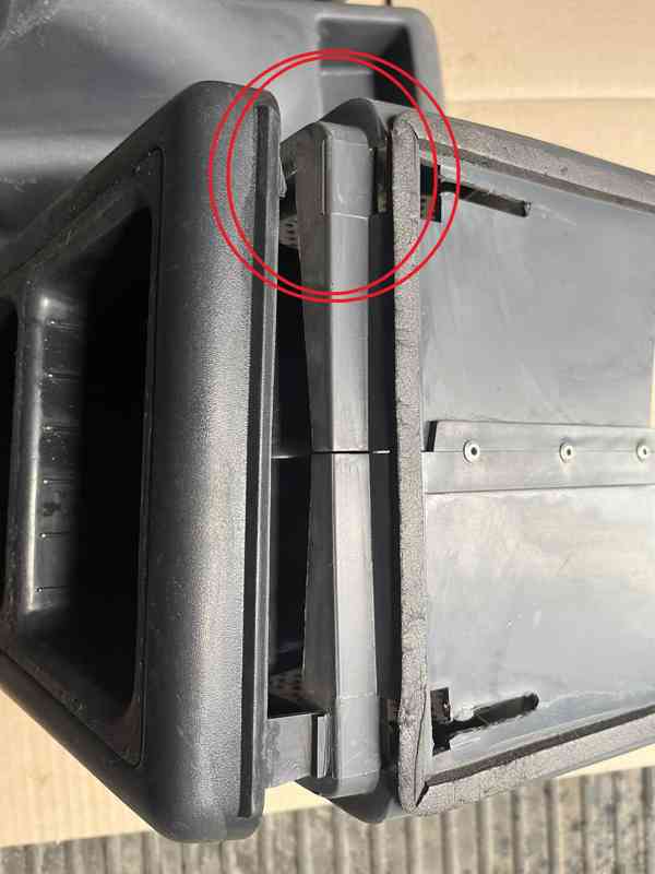 Středový panel ŠKODA FELICIA GLX - foto 2