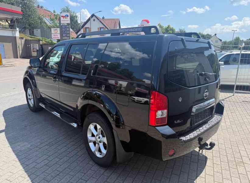 Nissan Pathfinder 2.5 dCi Comfort AUT. 126kw - foto 6
