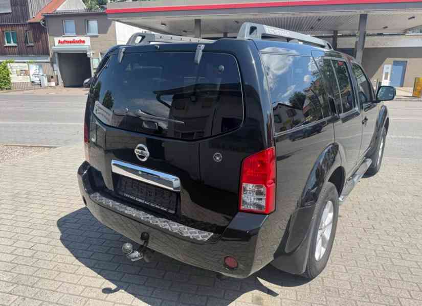 Nissan Pathfinder 2.5 dCi Comfort AUT. 126kw - foto 5