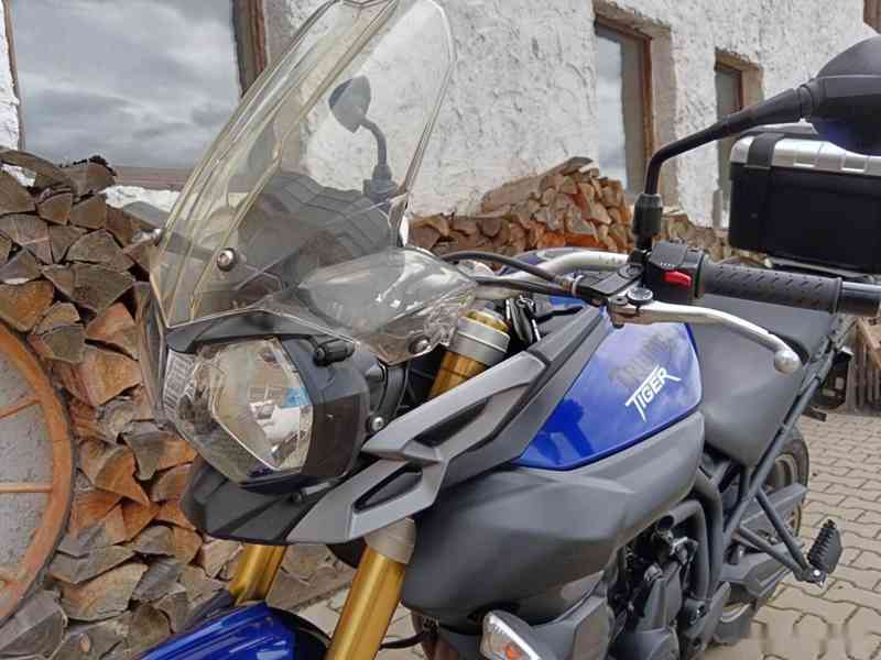 TRIUMPH TIGER 800 XR - foto 15