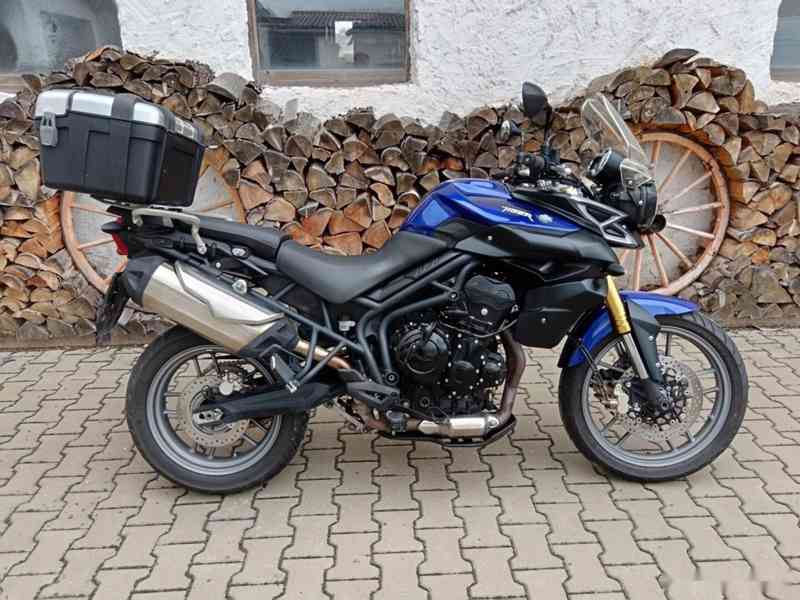 TRIUMPH TIGER 800 XR - foto 2
