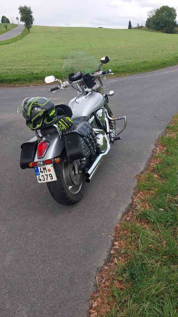 Prodám  Honda  VTX 1800C - foto 2