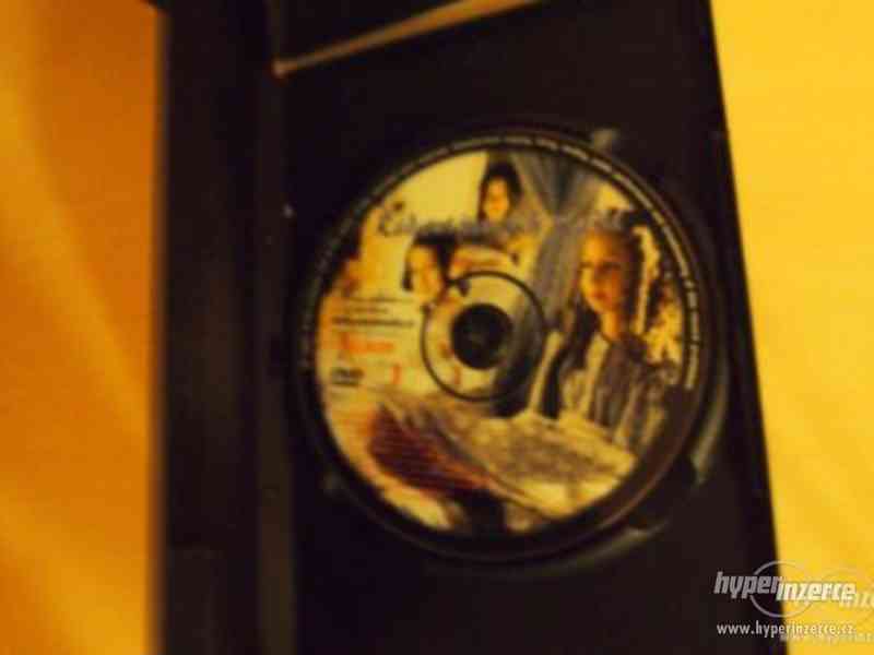 DVD pohádka Řád saténových mašlí - foto 2