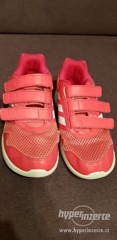 Růžové sportovní tenisky Adidas vel.33 - foto 3