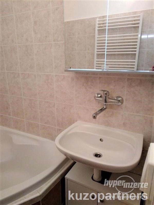 Pronájem prostorného 2+1, 64m2, Pelhřimovská P4 Michle, metro Budějovická, částečně vybavený - foto 6