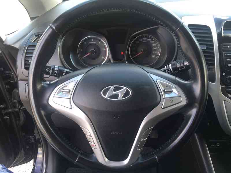 Hyundai ix20 1.4 CRDi DPH/ServKniha/1Maj - foto 21