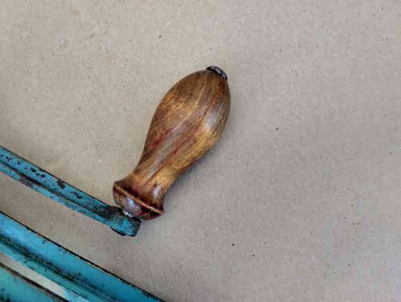 Starý mlýnek na strouhanku KOSMOS - zachovalý - foto 9