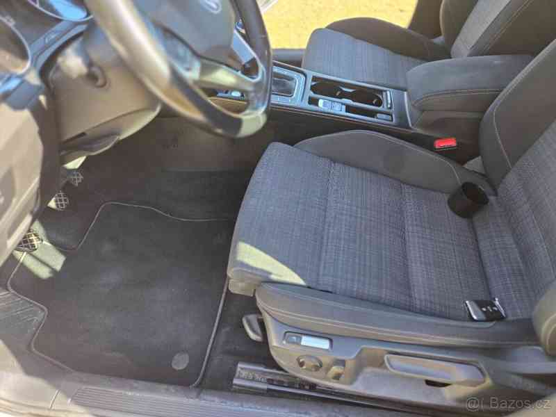 Volkswagen Passat 1,5   2020 - 110kW - foto 8