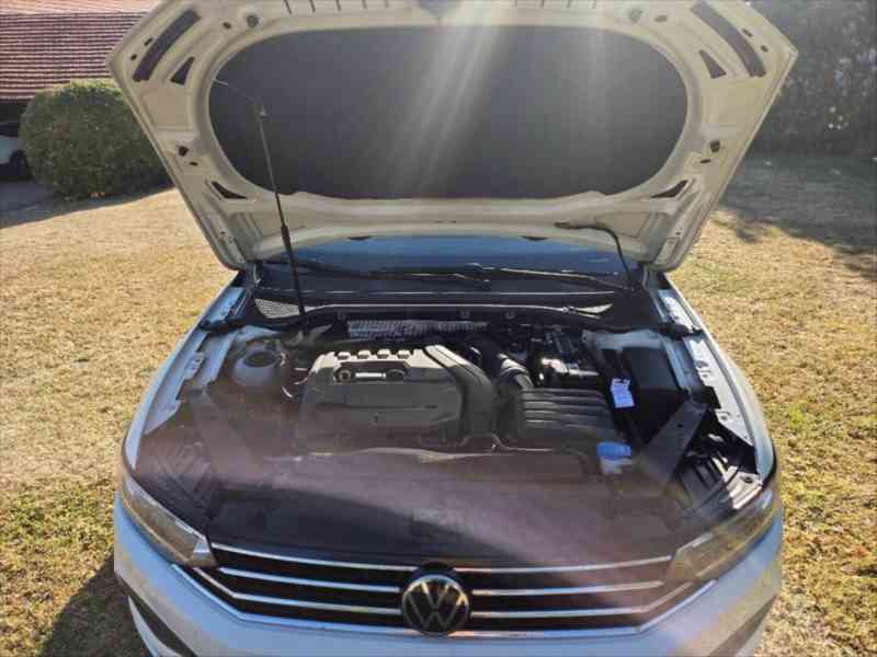 Volkswagen Passat 1,5   2020 - 110kW - foto 3