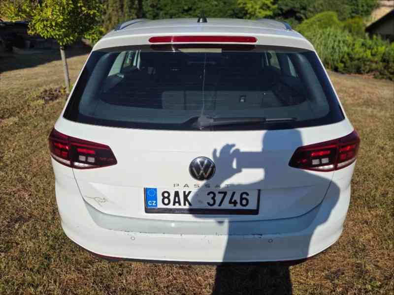 Volkswagen Passat 1,5   2020 - 110kW - foto 7