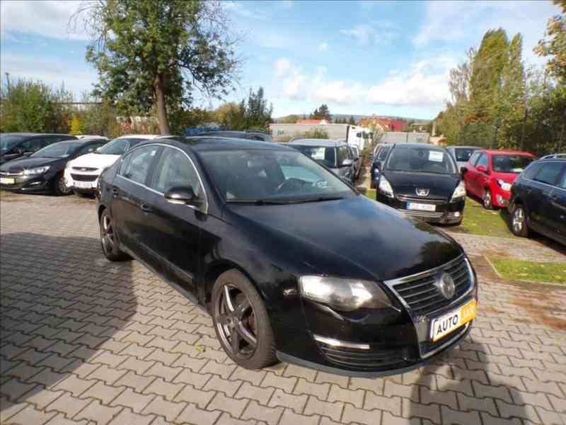 Volkswagen Passat 2,0 TDI DSG - foto 1
