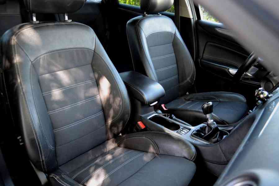 Ford Mondeo 2.0 TDCI 103kW Champions Edition kombi - foto 14