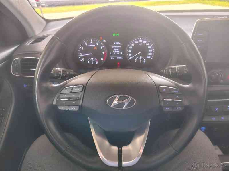 Hyundai i30 1,5   HB MT - foto 8