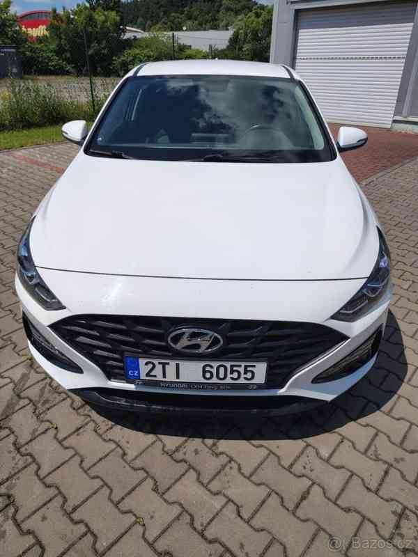 Hyundai i30 1,5   HB MT - foto 11
