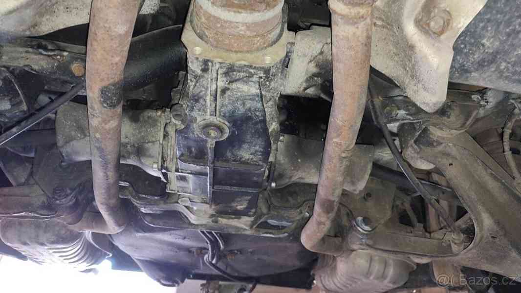Volkswagen Passat 2,8   B5,5/B5.5 AMX V6 benzín - foto 12