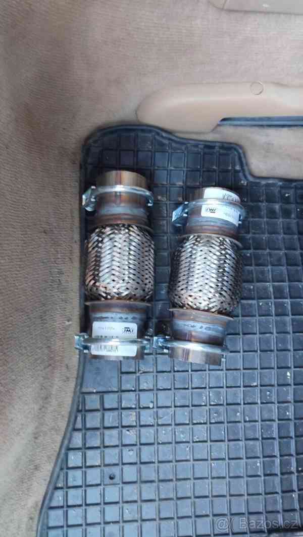 Volkswagen Passat 2,8   B5,5/B5.5 AMX V6 benzín - foto 20