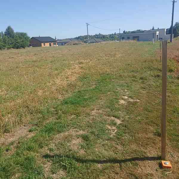 Stavební pozemek s projektem domu - foto 4