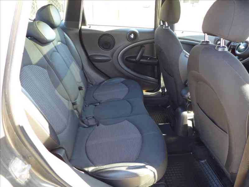 Mini Countryman 2,0 SD 4X4, VÝHŘEV, NAVI - foto 9