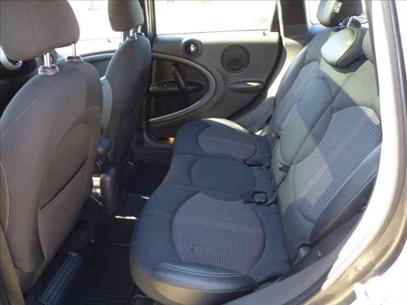 Mini Countryman 2,0 SD 4X4, VÝHŘEV, NAVI - foto 6