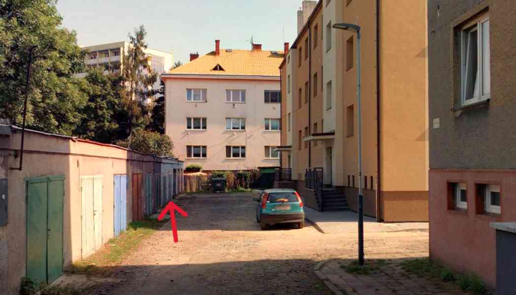 Prostorná garáž včetně pozemku v Ostravě – Mar. Horách - foto 4