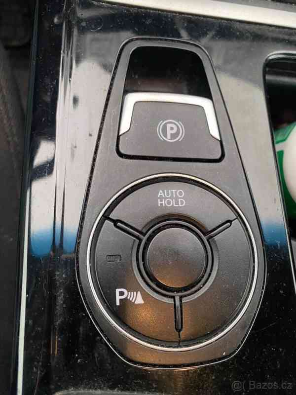 Hyundai i40 1,7   100kW-220tkm bílá automat - foto 12