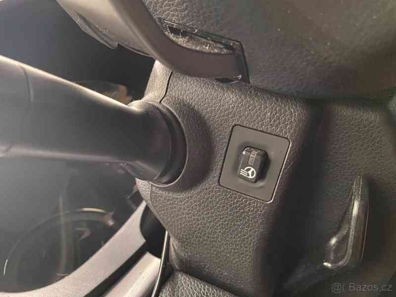 Hyundai i40 1,7   100kW-220tkm bílá automat - foto 4