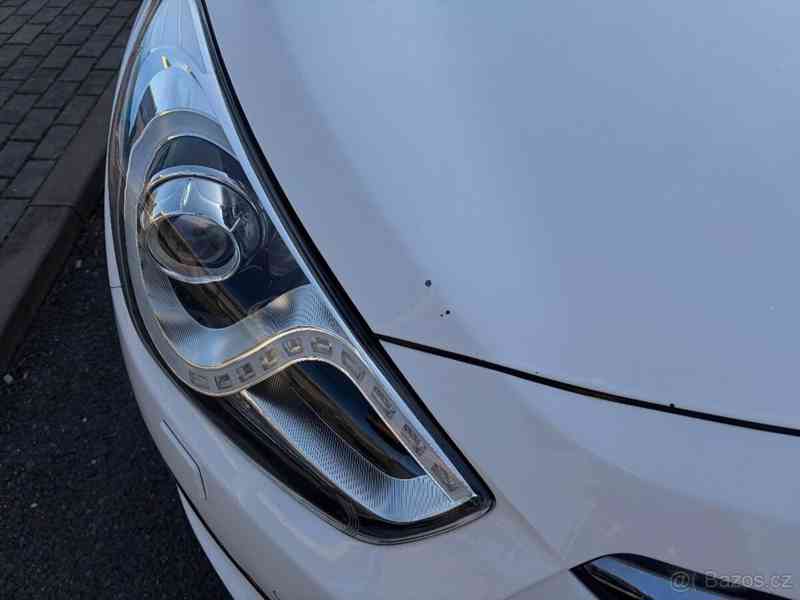 Hyundai i40 1,7   100kW-220tkm bílá automat - foto 10