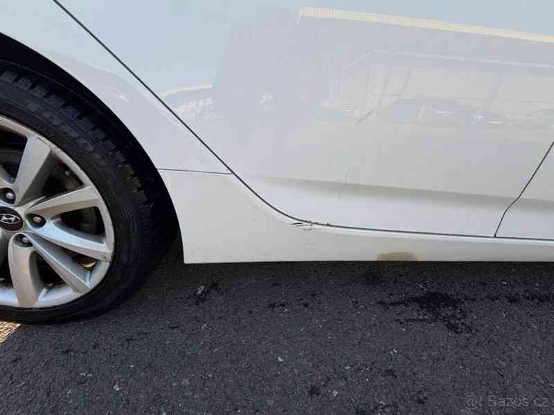 Hyundai i40 1,7   100kW-220tkm bílá automat - foto 8