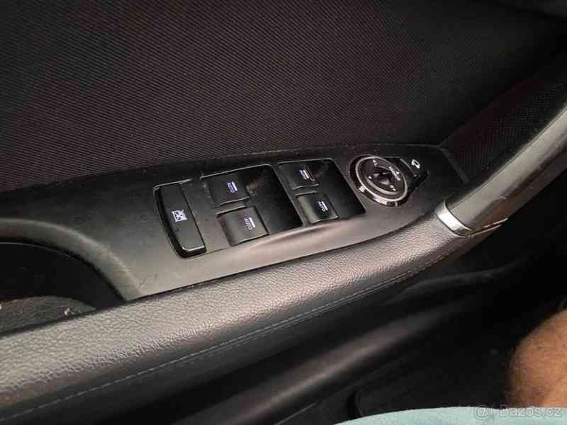 Hyundai i40 1,7   100kW-220tkm bílá automat - foto 15