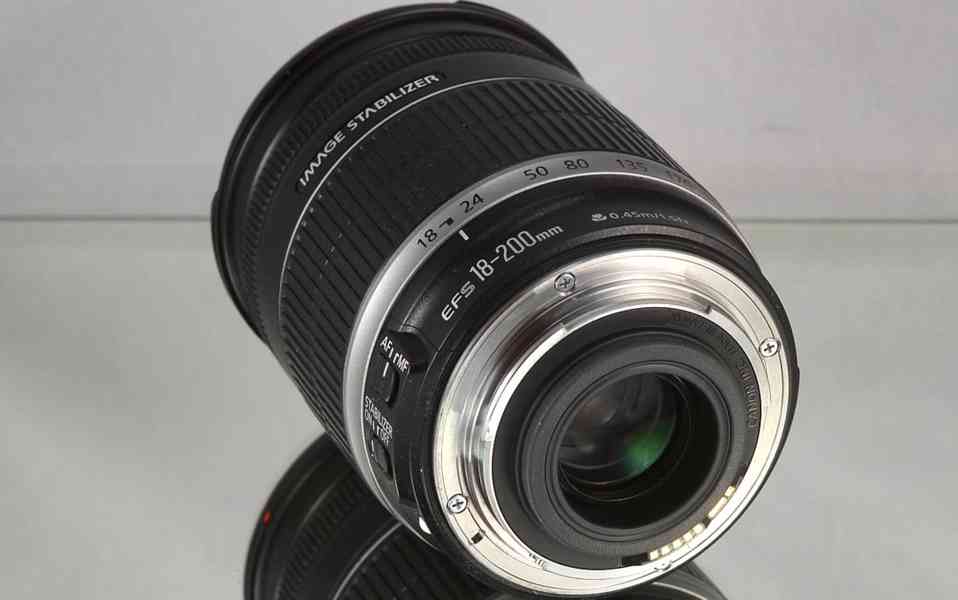 Canon EF-S 18-200mm f/4-5,6 IS **APS-C *UV - foto 5