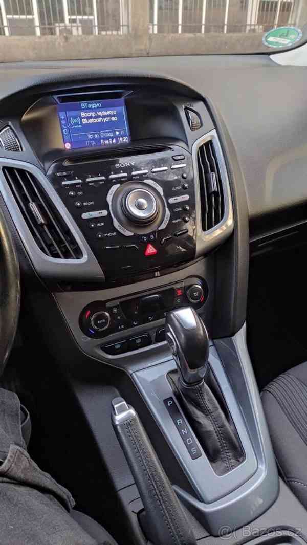 Ford Focus 2,0 - foto 6