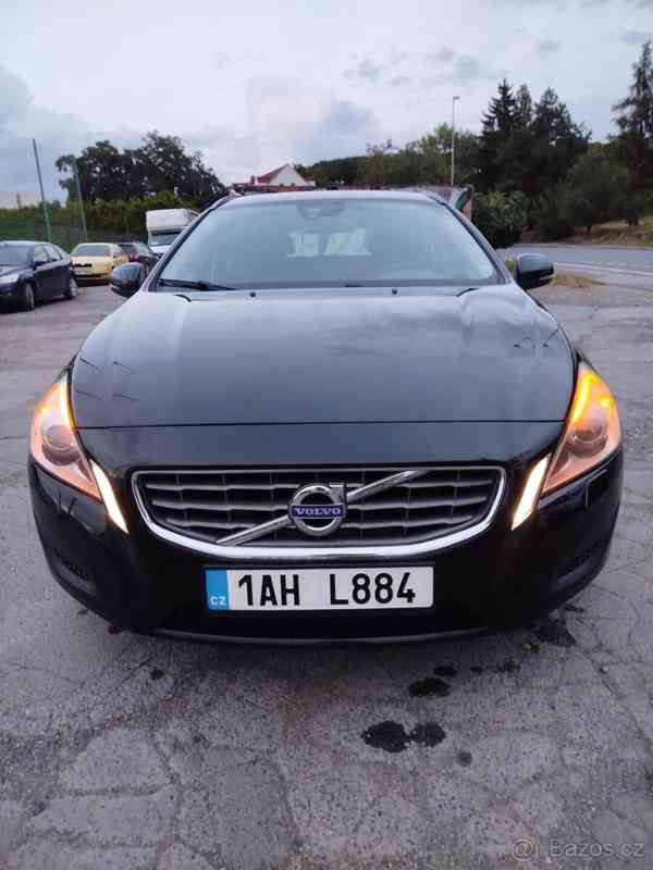 Volvo V60 2,0 2012r. Diesel - foto 6