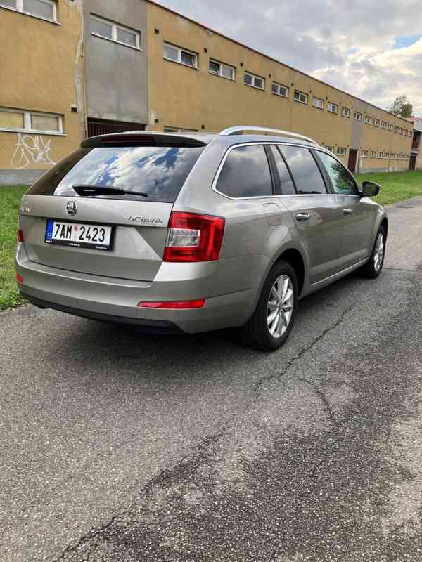 Škoda Octavia 2,0   TDI 110KW DSG - foto 2