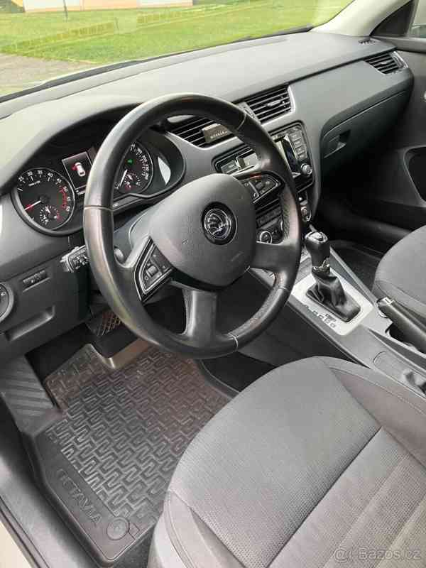 Škoda Octavia 2,0   TDI 110KW DSG - foto 11