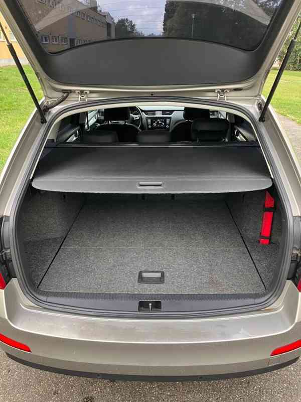 Škoda Octavia 2,0   TDI 110KW DSG - foto 4