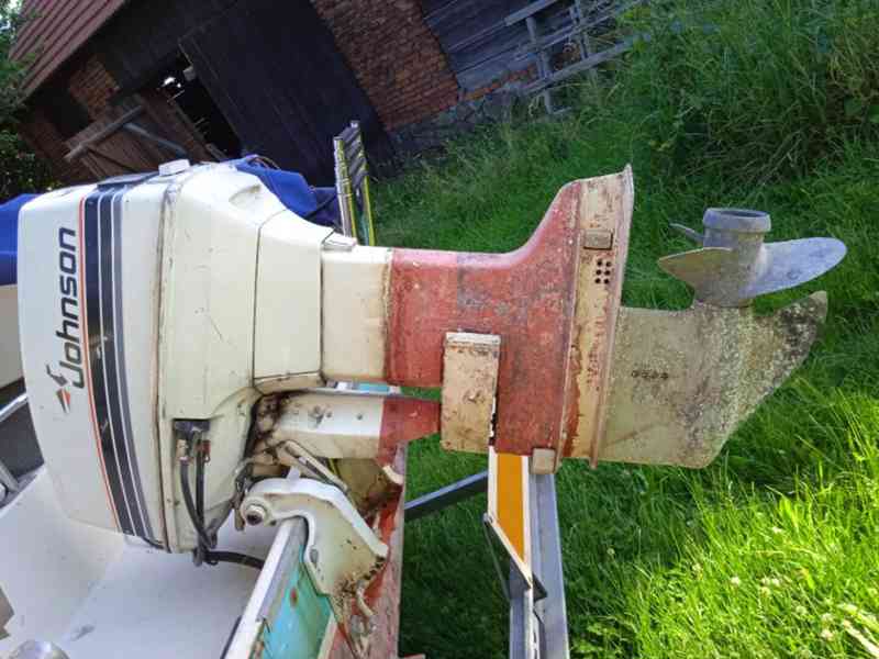 kajutová loď Shetland 570 motor Johnson 50 - foto 23