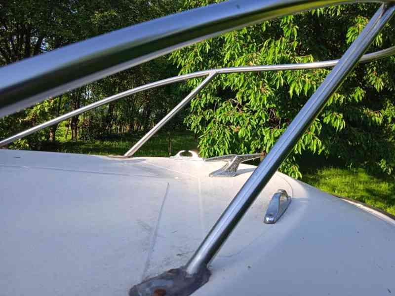 kajutová loď Shetland 570 motor Johnson 50 - foto 27