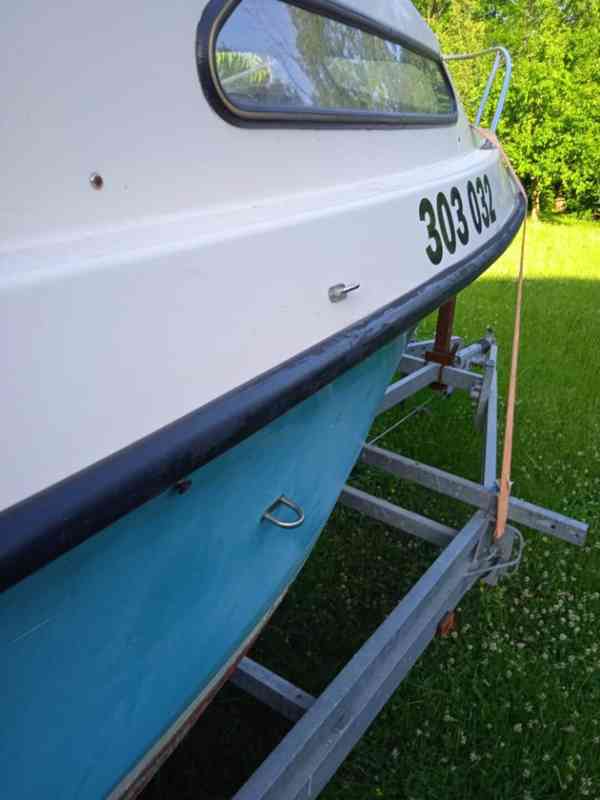 kajutová loď Shetland 570 motor Johnson 50 - foto 26