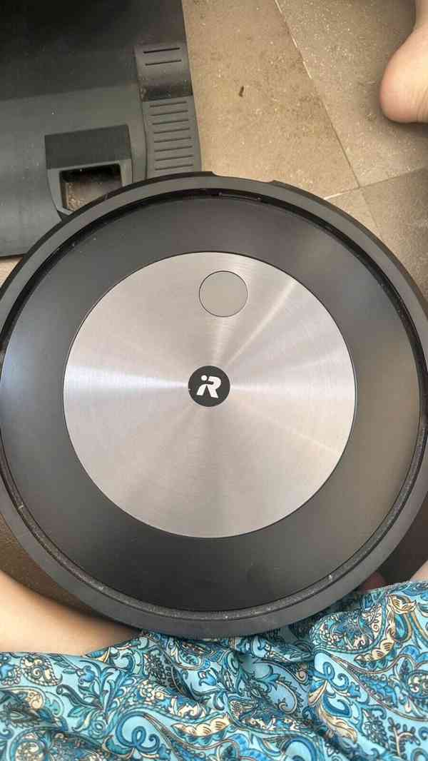 Robotický vysavač Roomba j7+ combo v záruce. - foto 3