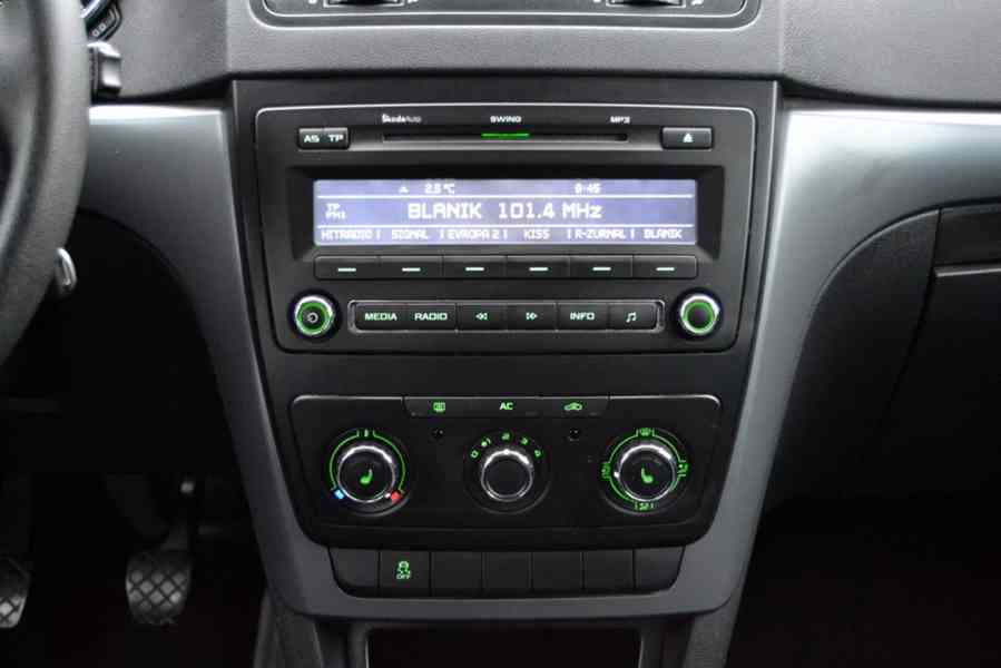 Škoda Yeti 1.2 TSI 77kW Active Plus - foto 8